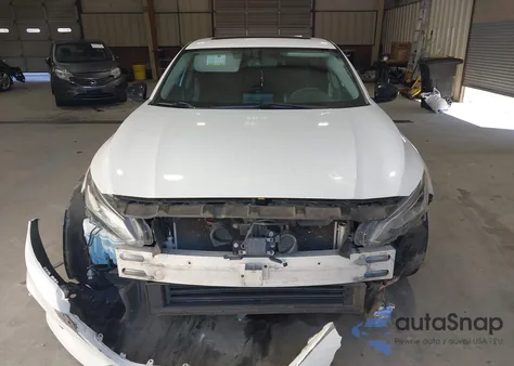 2019 Nissan Altima 2.5 Sr z USA, uszkodzony, nr VIN 1N4BL4CV8KC116228